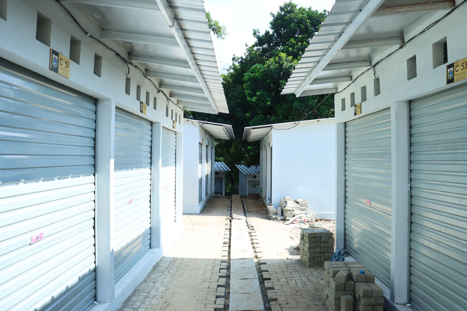 PEMPROV DKI JAKARTA SEGERA RELOKASI PEDAGANG BARITO KE SENTRA FAUNA DAN KULINER LENTENG AGUNG